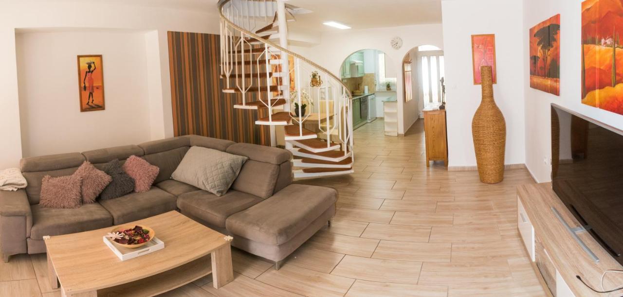 Oazis Apartman 케츨리 외부 사진