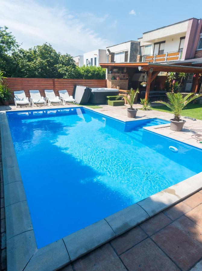 Oazis Apartman 케츨리 외부 사진